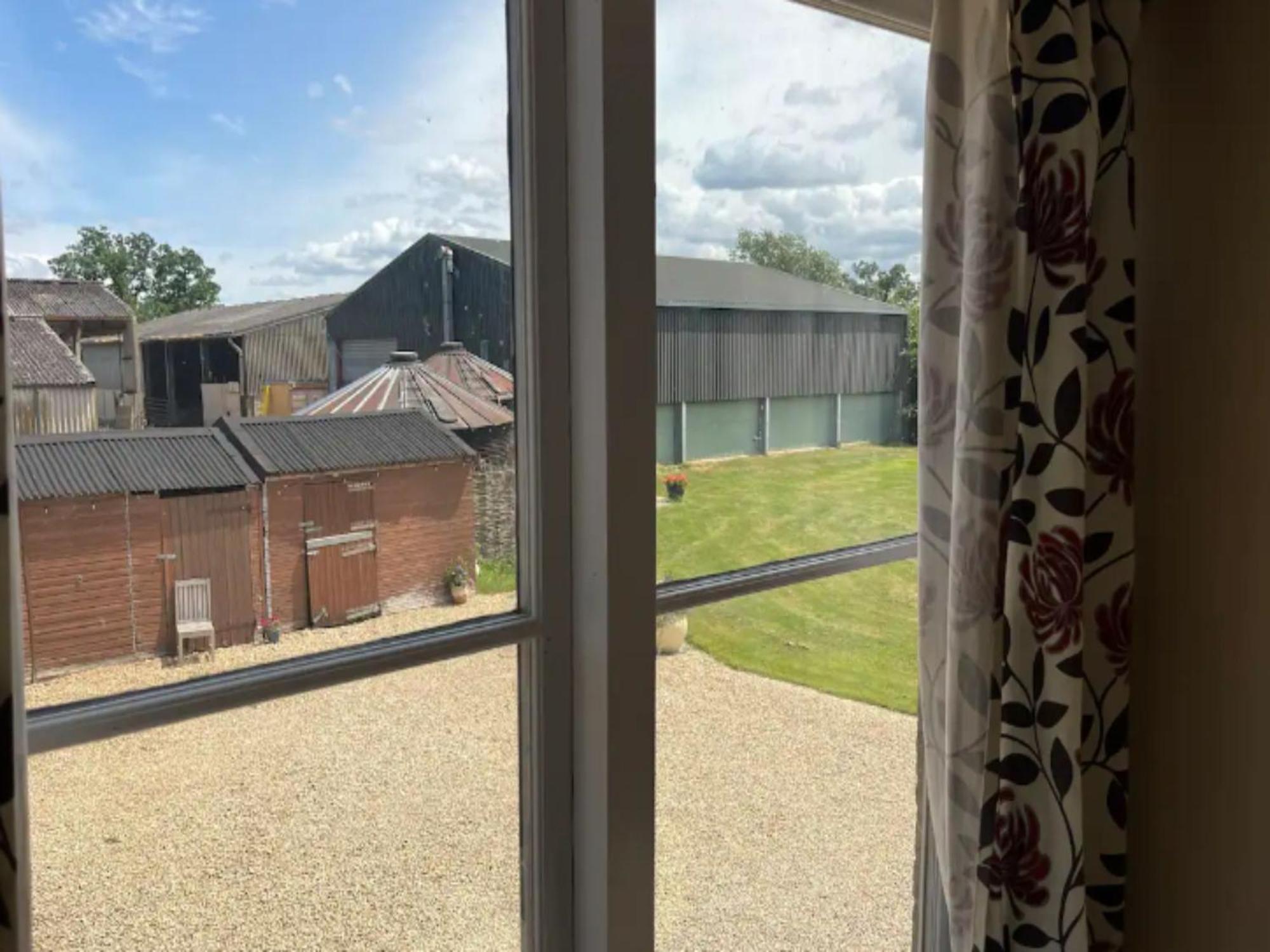 Pass The Keys Hare Cottage Wonderful Views And Parking Moreton-in-Marsh Экстерьер фото